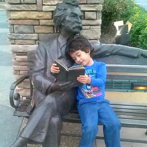 Meet your Posher, Lei kim